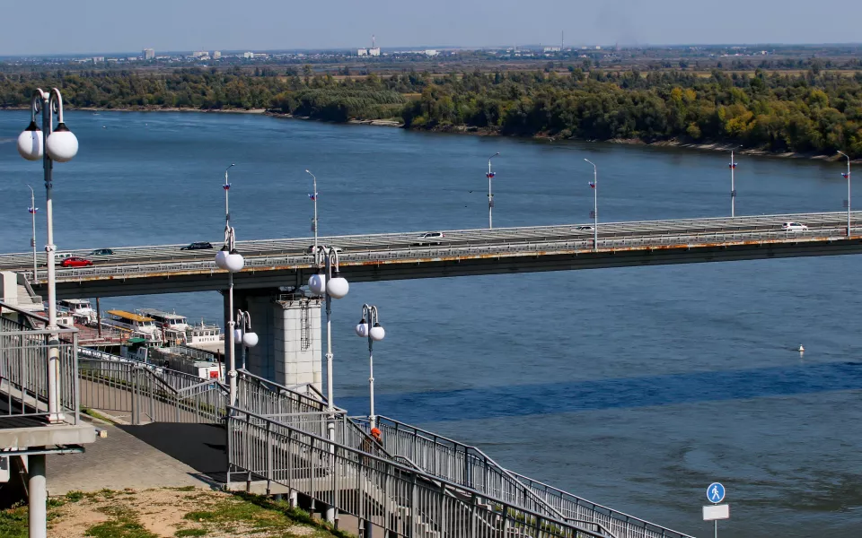 В Барнауле уровень воды в реке Обь пошел на спад