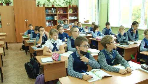 Стало известно, когда у школьников Алтайского края начнутся весенние каникулы