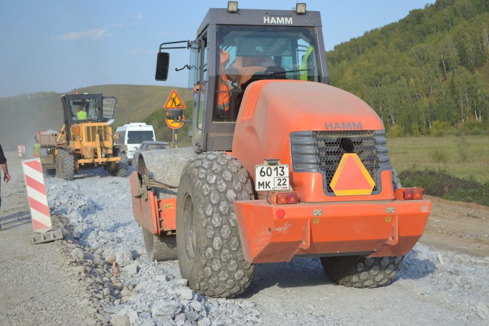 Реконструкция дороги между Алтайским и селом Ая