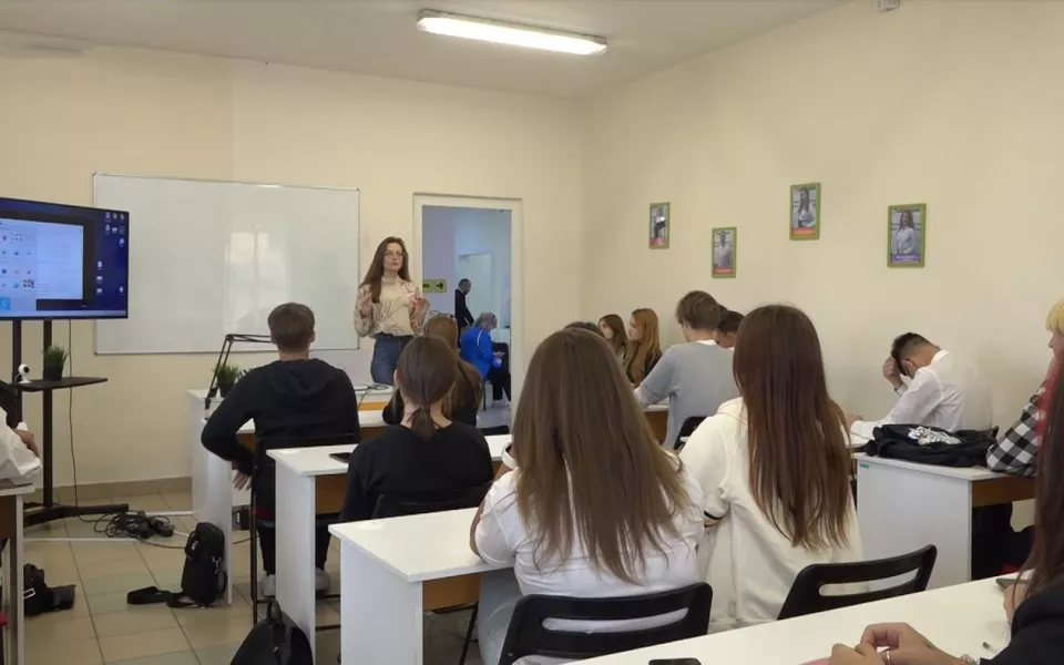 Спецкурсы по финансовой грамотности введут в школах Алтайского края