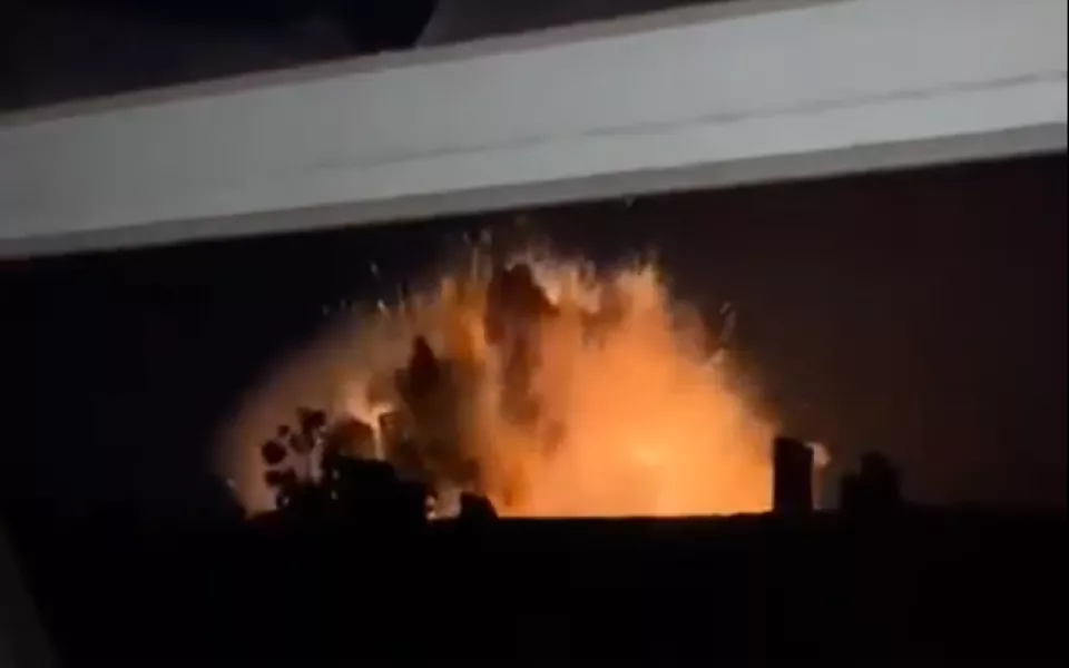 Чуть не убило: в Сети появились кадры взрыва на Харьковской ТЭЦ-5