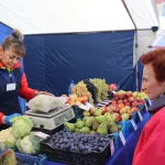 Жители Барнаула на продуктовых ярмарках 17 сентября потратили 4,3 млн рублей