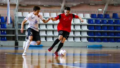 Впервые в истории две команды из Барнаула сыграли в Кубке России по мини-футболу