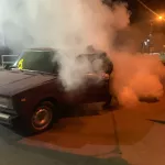 Посреди ночи в краевой столице в клубах белого дыма сгорели два автомобиля