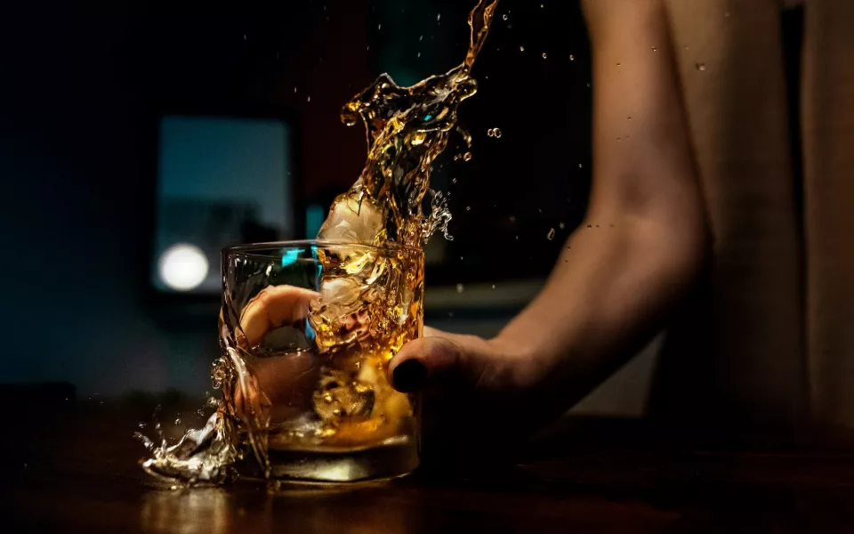 На Алтае за четыре месяца 13 человек насмерть отравились алкоголем