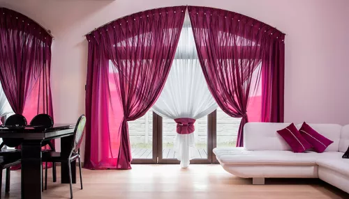 Оконный текстиль и карнизы: модные тренды в интерьере