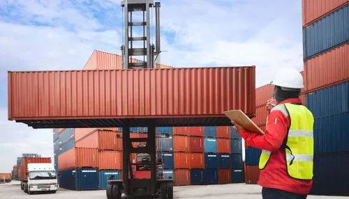 Портовая логистика: в чем преимущество морских перевозок