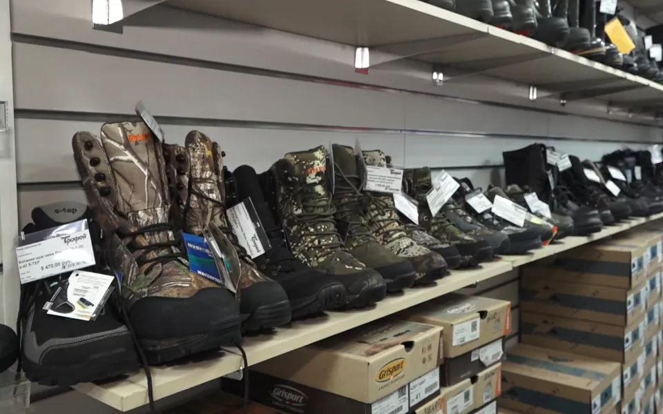 В Алтайском крае резко вырос спрос на военную одежду