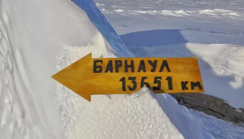 Указатель на Барнаул появился на станции Прогресс в Антарктиде