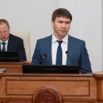 Начальник Алтайкрайимущества Александр Теплов уволился в канун Нового года