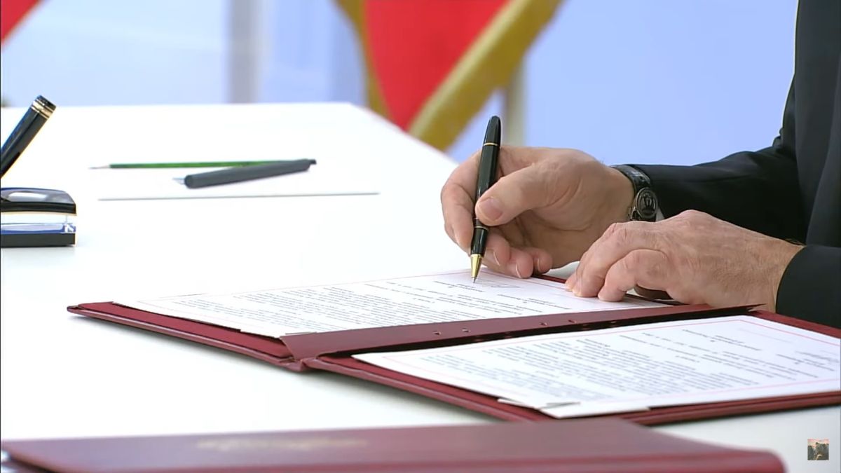 Подписание договоров о вхождении в состав России новых регионов