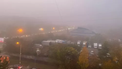 Барнаульцы поделились кадрами завораживающего утреннего тумана