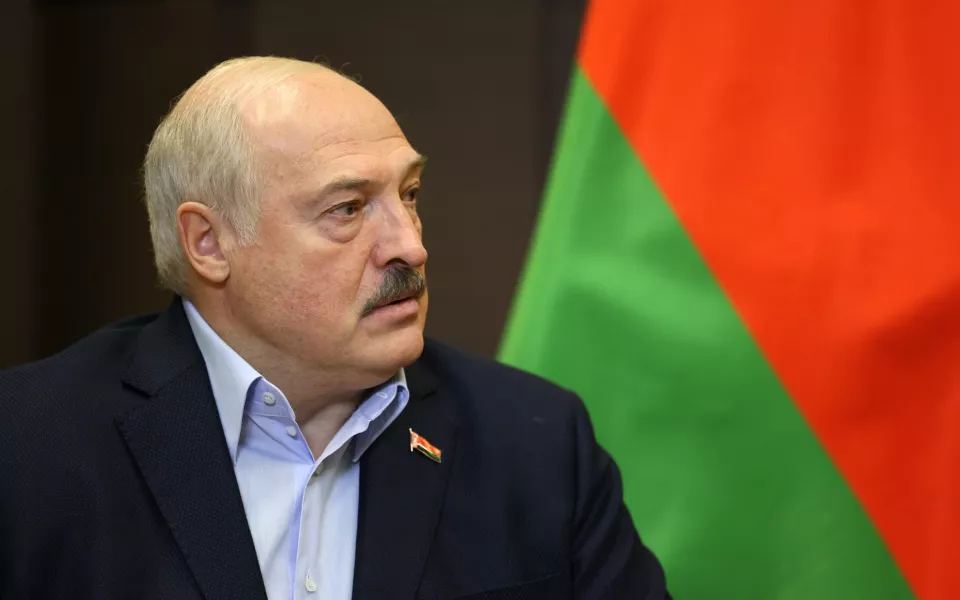 Александр Лукашенко прокомментировал слухи о своей болезни