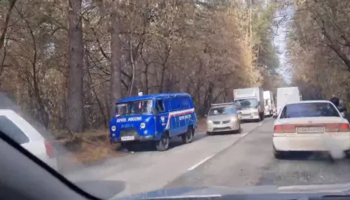 В Барнауле сотрудник Почты России пострадал в ДТП на Лесном тракте