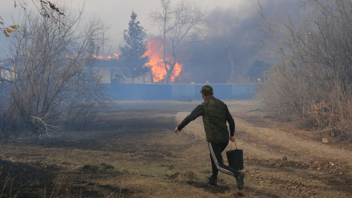 Пожар в Змеиногорске