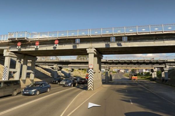 Застройщика обязали возместить разрушение части моста на Павловском тракте