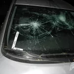 В Барнауле хулиган попрыгал на крыше чужого автомобиля