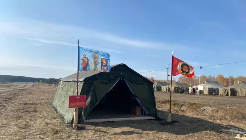 Алтайский министр показала фото из омского лагеря, где живут мобилизованные