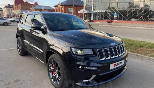 В Барнауле продают супер американский Jeep с большой панорамной крышей