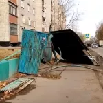 В Рубцовске на пенсионерку упала автобусная остановка