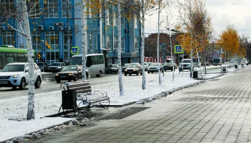 Зимний привет: как улицы Барнаула укутались в белое одеяло. Фоторепортаж