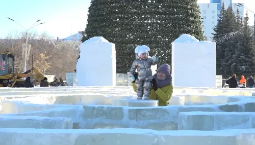 В Барнауле на Новый год не будет фейерверка и городка на площади Сахарова