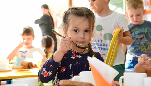 В Барнауле проверяют питание малышей в детских садах