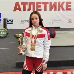 Барнаульская студентка получила звание мастера спорта по тяжелой атлетике