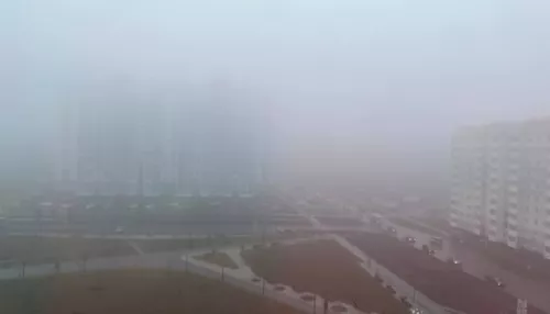 Тучка упала: барнаульцы в соцсетях делятся кадрами туманного города