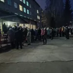 Барнаульцы жалуются на утренние очереди в поликлинику