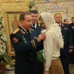 Барнаульскую шпионку Бутину наградили медалью Росгвардии