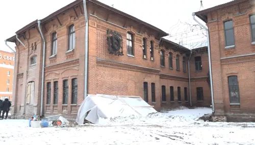 Барнаульцам рассказали, как идёт реконструкция Дома афганцев