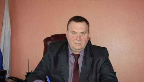 Против начальника управления лесами Алтайского края возбудили уголовное дело