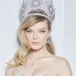Мисс Россия – 2022 снялась в фотосессии в короне победительницы
