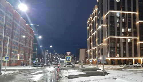 В Барнауле на нескольких новых улицах появилось уличное освещение. Фото