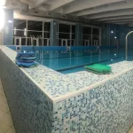 Молча ушла под воду: в Новосибирске учителя судят за смерть девочки в бассейне