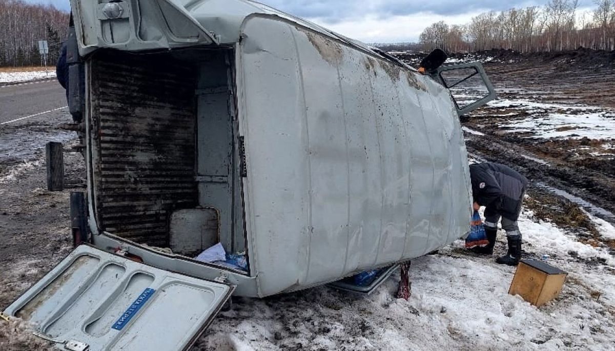 Погода на трассе бийск барнаул. Авария на трассе Бийск. Авария на трассе Барнаул Бийск сегодня в Алтайском крае. В Барнауле перевернулась машина.