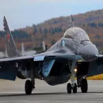Российский истребитель чуть не сбил британский самолет-разведчик около Крыма