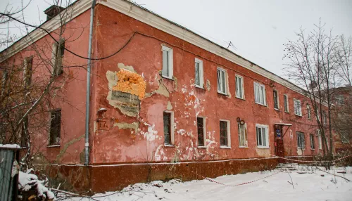 В Барнауле к опасному для жизни дому на Смирнова приставят полицию