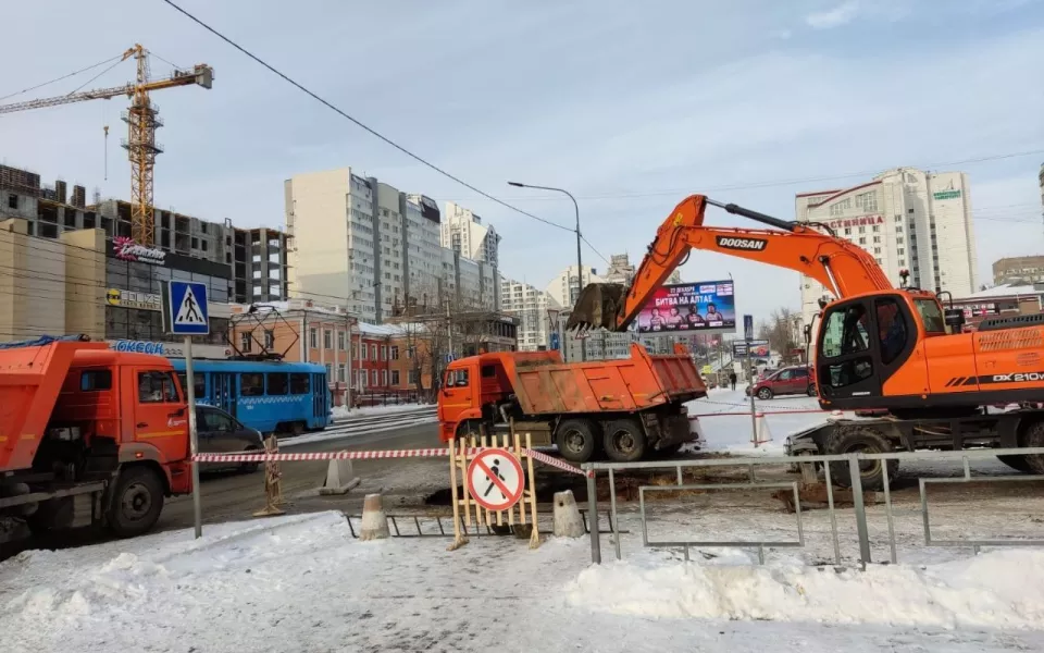Три дома остались без воды из-за коммунальной аварии в центре Барнаула