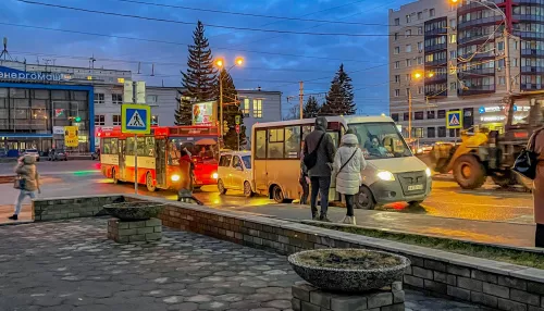 В Барнауле на трех участках временно запретят остановку транспорта