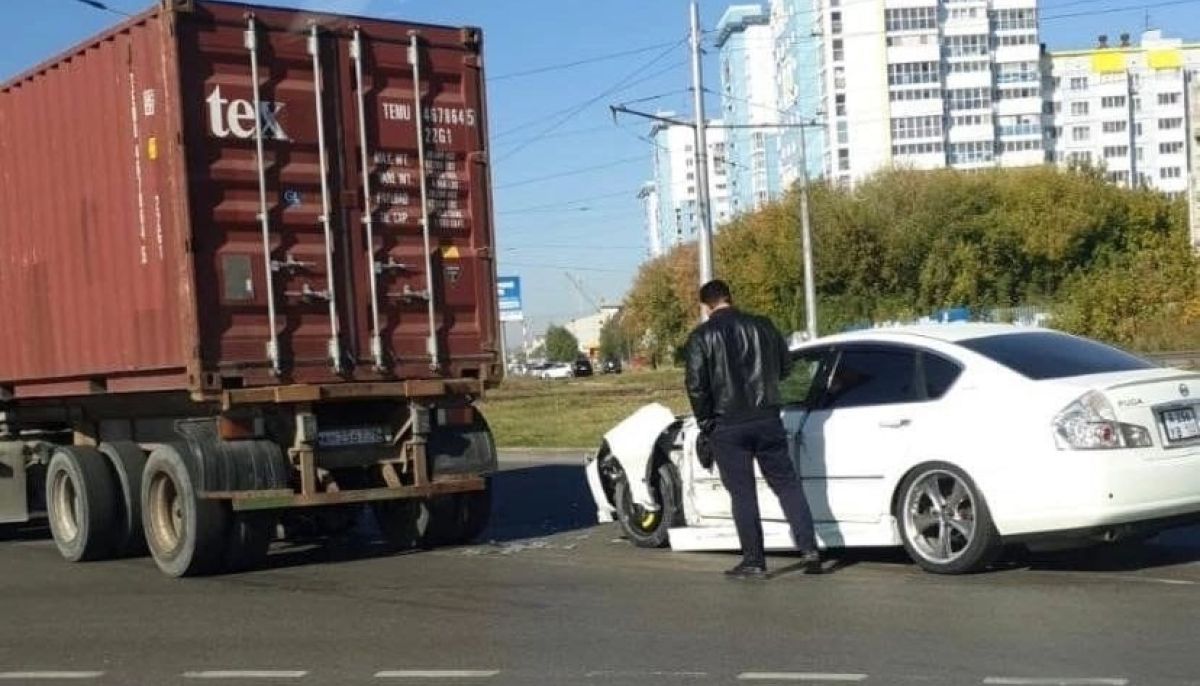 Барнаульцы заявили о группе автоподставщиков на кольце у 