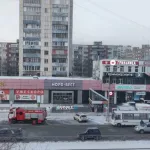 В Барнауле на остановке утром загорелся пассажирский автобус