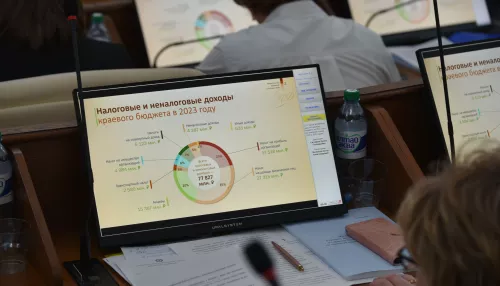 Бюджет Алтайского края на 2023 года приняли на тоненького в жарких спорах