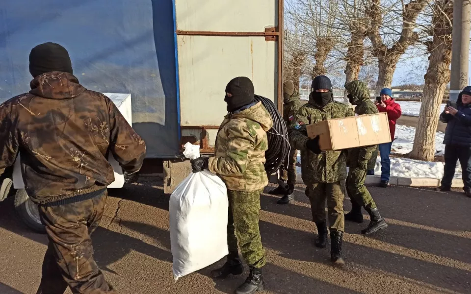 Алтайский край передал экипировку для военнослужащих в Оренбургской области