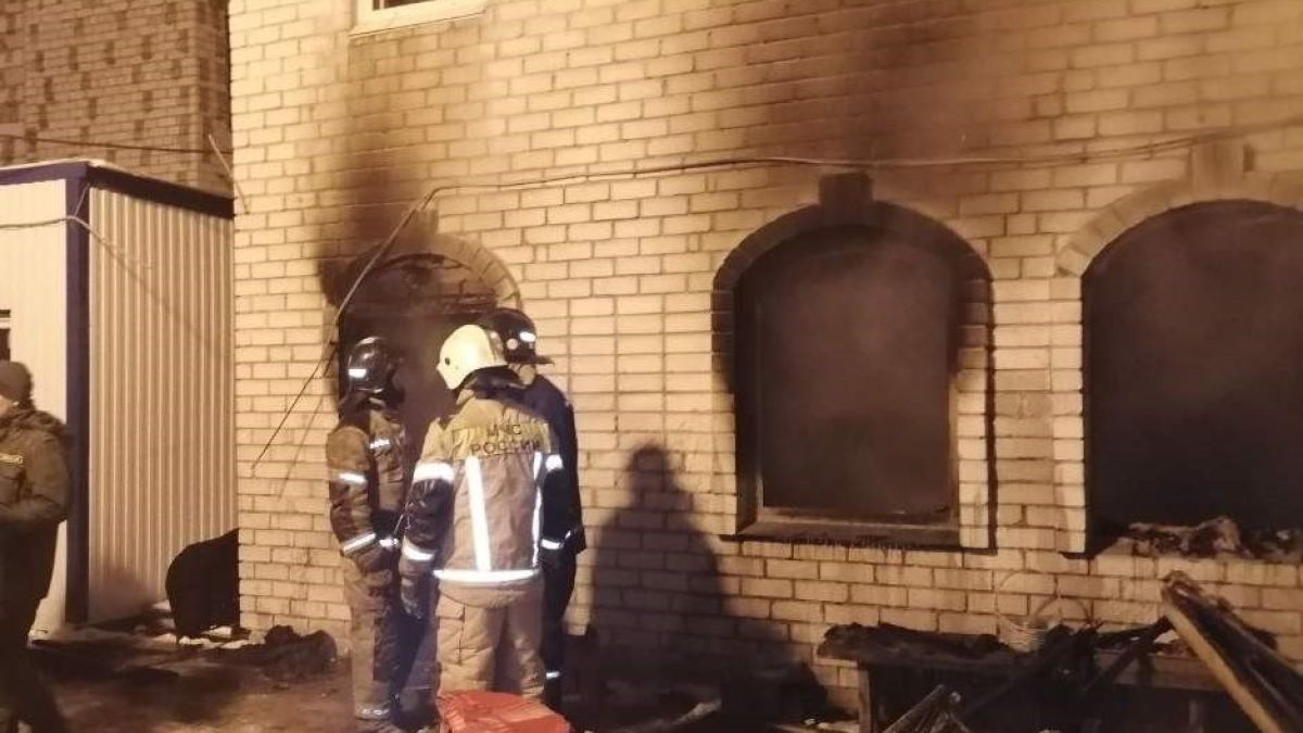 Пожар на улице Анатолия в Барнауле