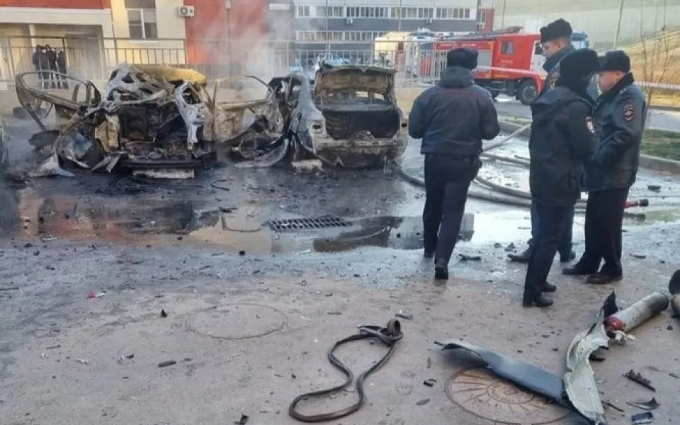 Трехлетний мальчик погиб при мощном взрыве автомобиля в Волгограде