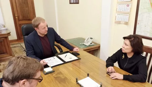 Ирина Роднина приехала в Алтайский край на встречу с губернатором Томенко