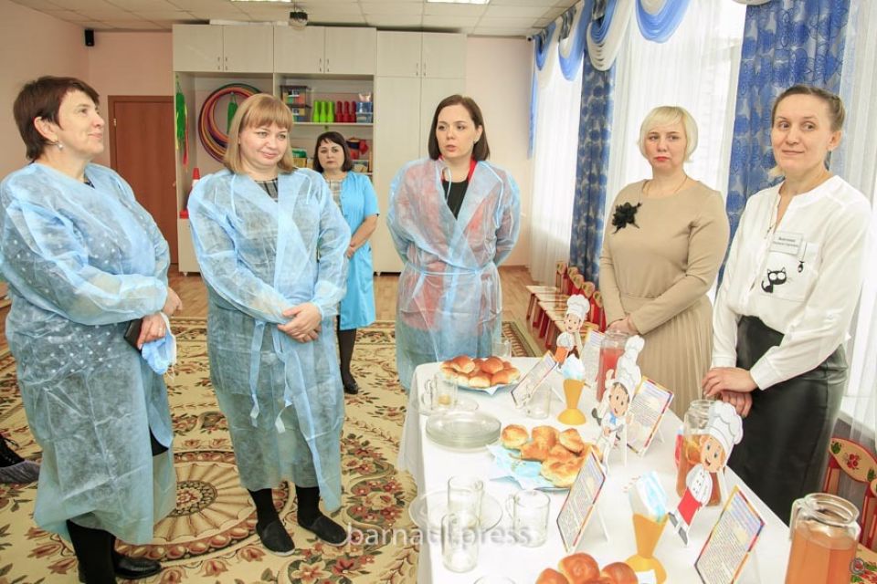 Проверка организации питания в детском саду №131 Барнаула