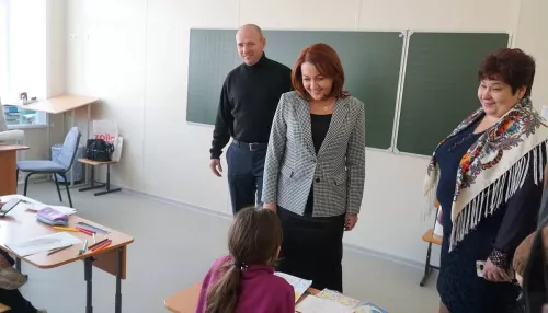 Первый за 41 год капремонт в Шипуновской школе идет с опережением графика